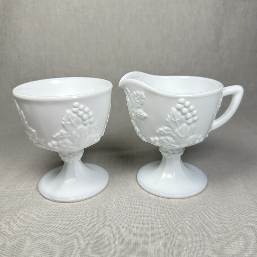 VTG Indiana Milk Glass Colony Harvest Grapes Cream and Sugar Set Mint Condition